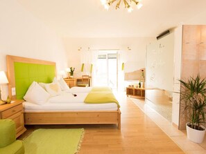 Zimmersafe, WLAN, Bettwäsche, Rollstuhlgeeignet