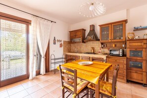Dining - With air conditioning and private terrace (Castelsardo)