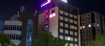 Sapar Deluxe Plaza