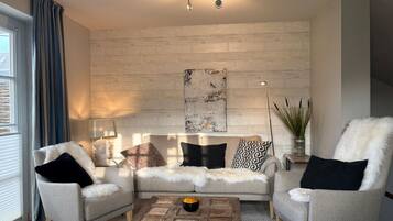 Fernseher, Stereoanlage