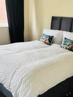 2 bedrooms