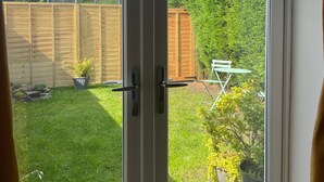 Interior - Newcastle Pet friendly Annex, drive,  garden, 10min drive to city centre (Newcastle upon Tyne)