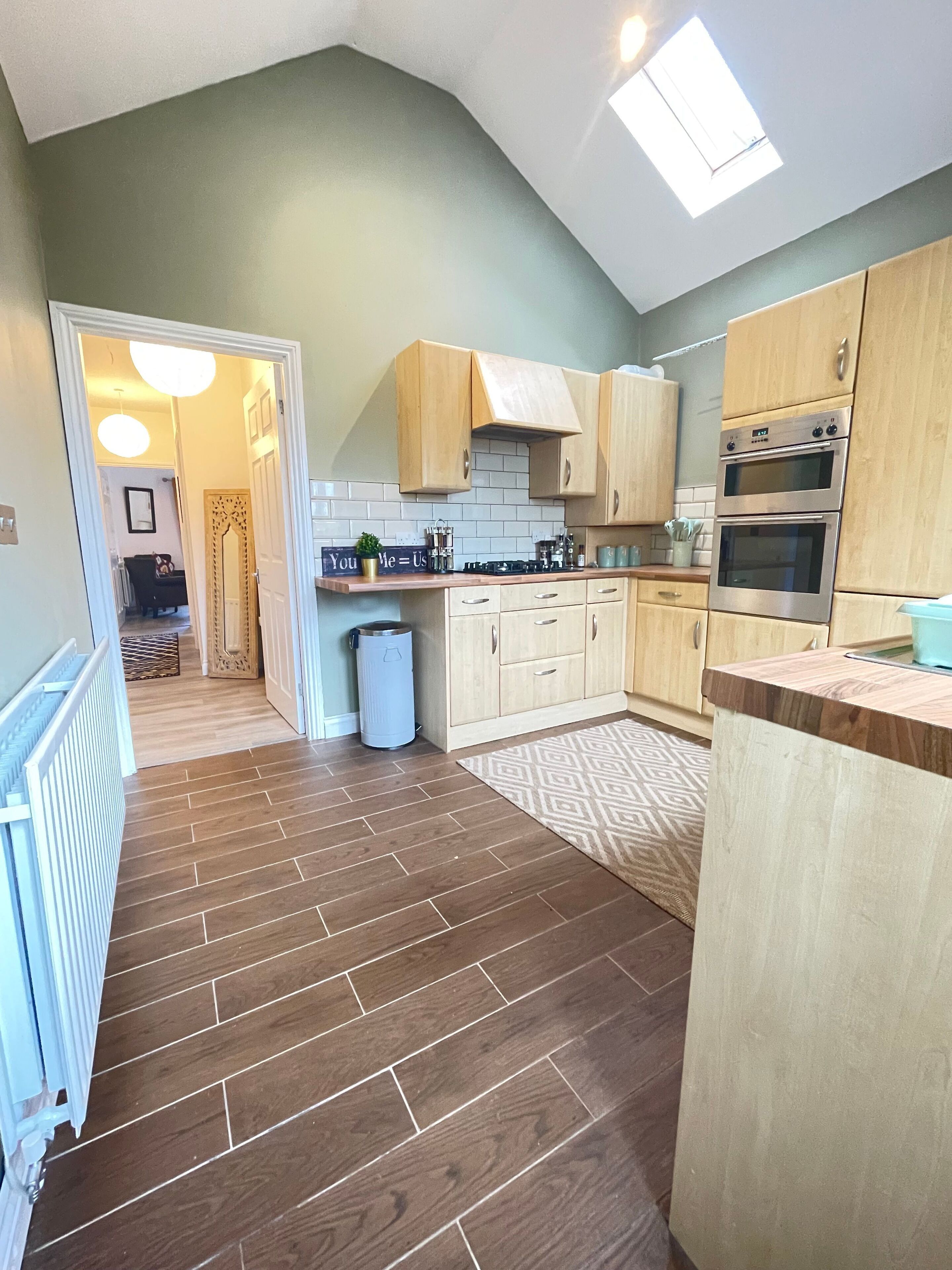 Fridge, oven, stovetop, toaster