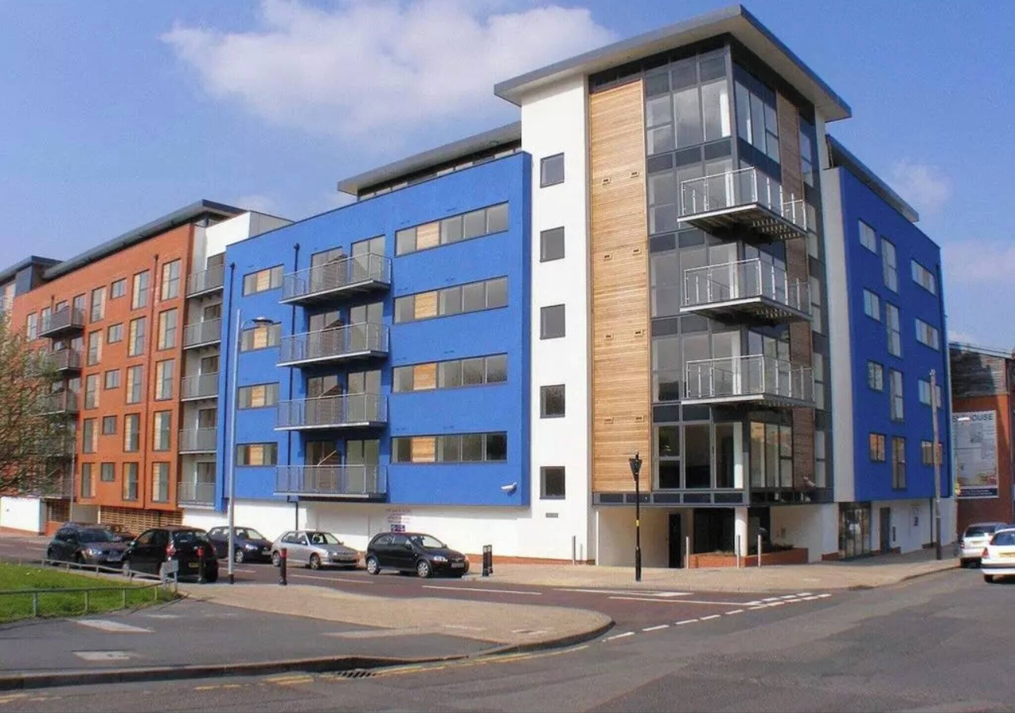 المنشأة من الخارج