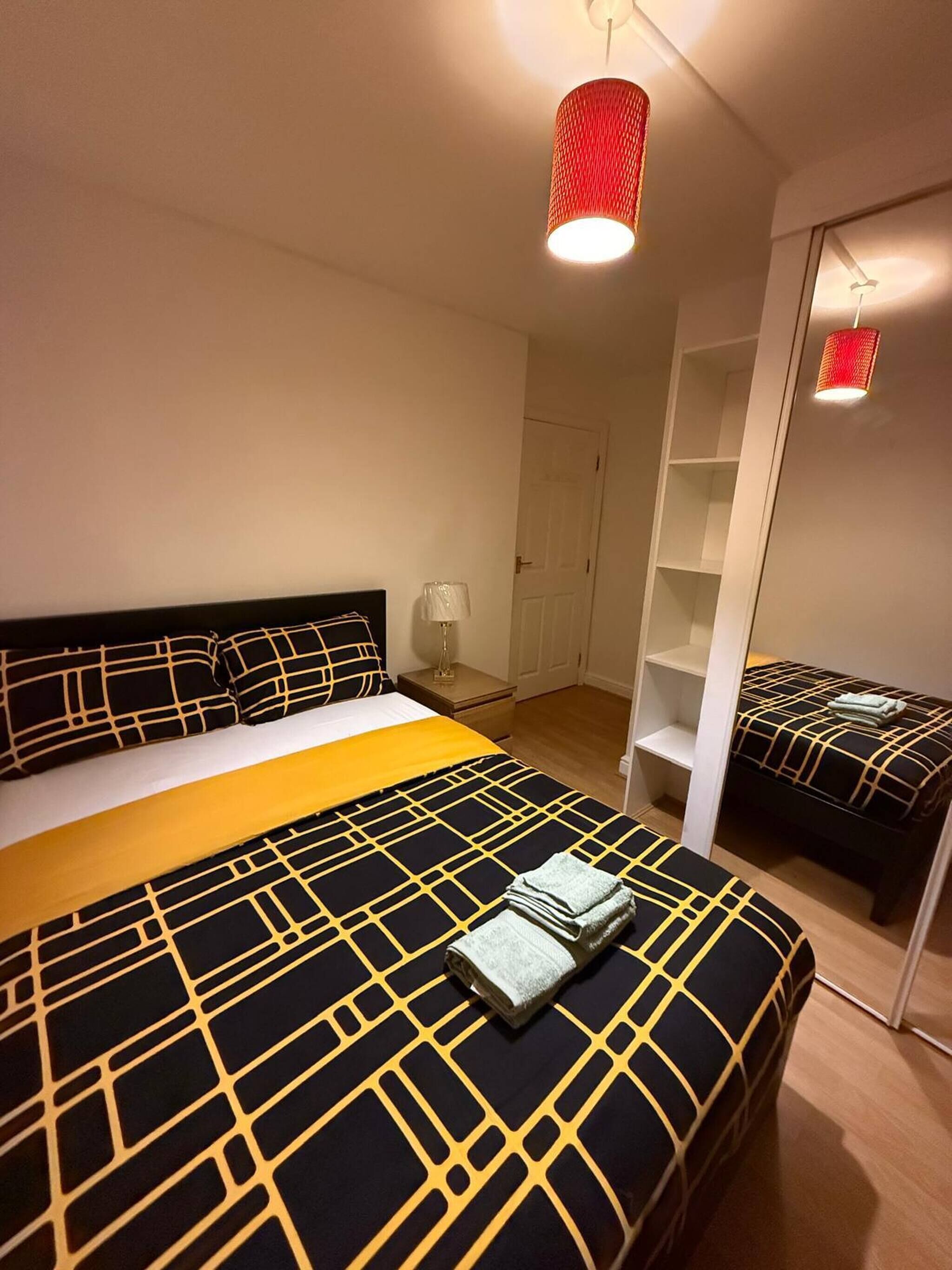 2 bedrooms, Internet, wheelchair access