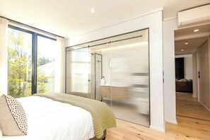 2 bedrooms, Internet - Stylish Apartment in Cape Winelands District (Cape Winelands District Municipality)