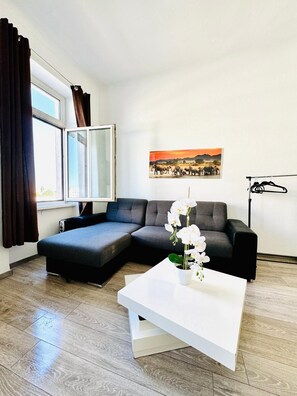 Tabla de planchar con plancha 