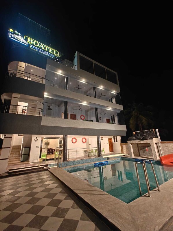 Front of property - Estuary Dreamz BOATEL (Puducherry)