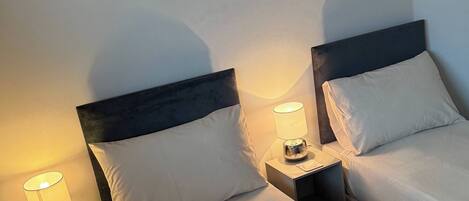 Iron/ironing board, internet, bed sheets