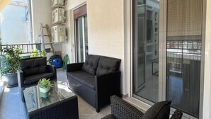 Terrace/patio - Athens Luxury Apartment (Athina)