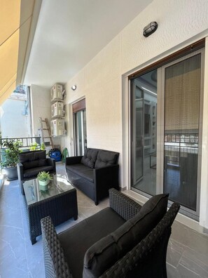 Terrace/patio - Athens Luxury Apartment (Athina)