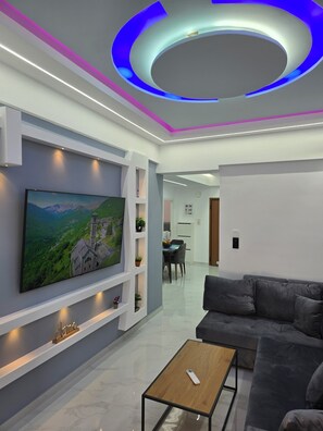 TV - Athens Luxury Apartment (Athina)