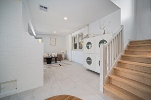 Interior - Stylish 4BR Family Home in Leafy Chapel Hill (Chapel Hill)