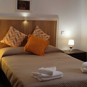 Internet, bed sheets - Charming Country House (Faro)