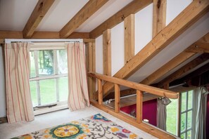 Interior - Tiny House in Wonderland (Henfield)