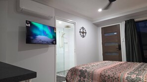 1 sovrum, internet och sängkläder