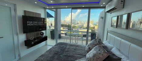 1 bedroom, iron/ironing board, internet, bed sheets