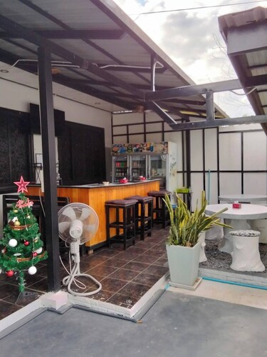 Double room fan outer bathroom 2