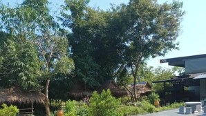 Property grounds - Double room fan outer bathroom 2 (Taphong)