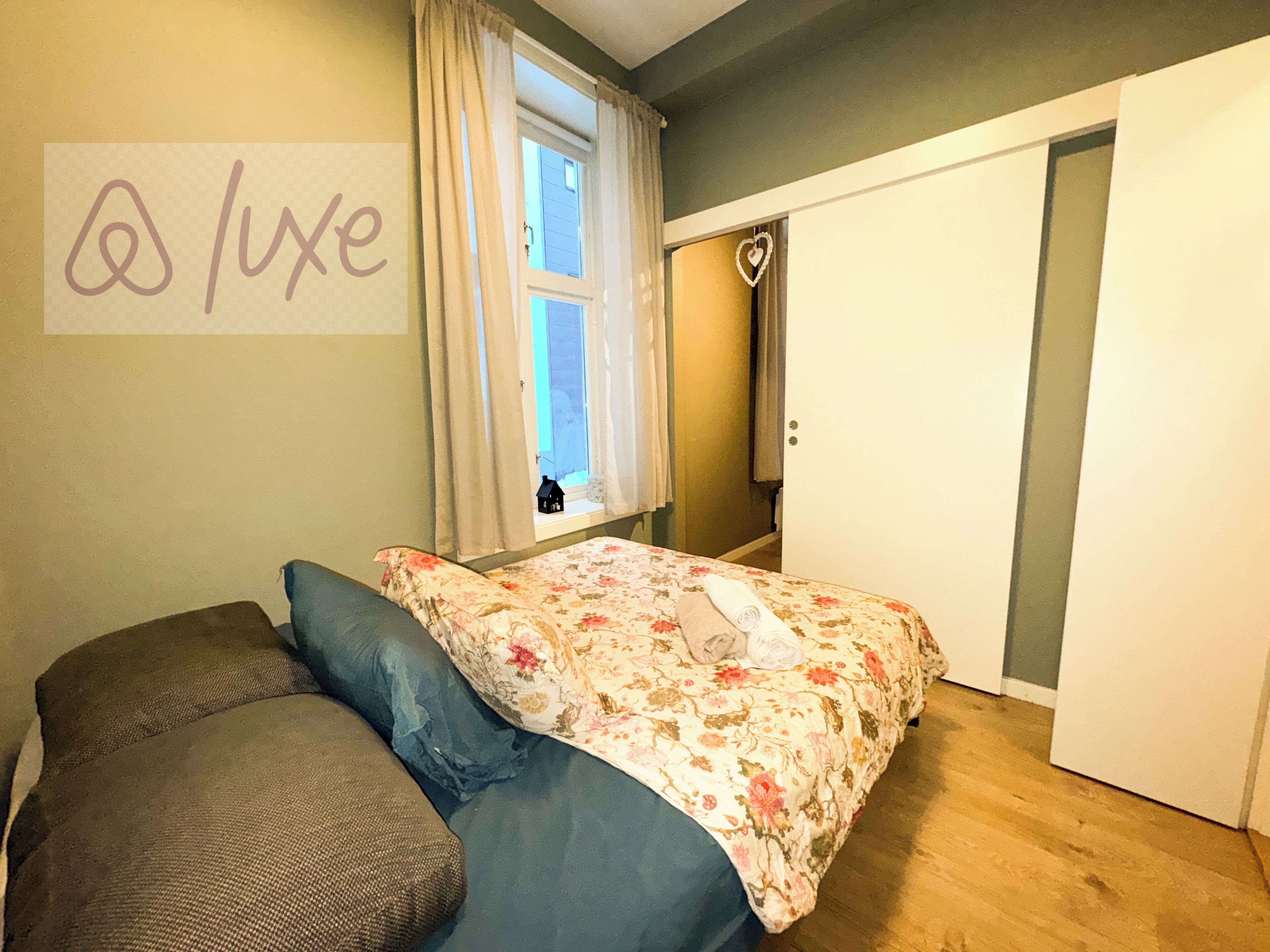 1 bedroom, iron/ironing board, internet, bed sheets