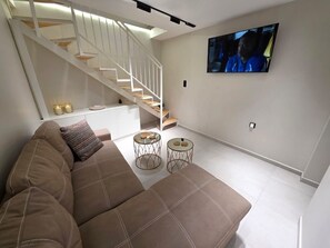 Living area - Pothos Luxury Maisonette (Iraklio)