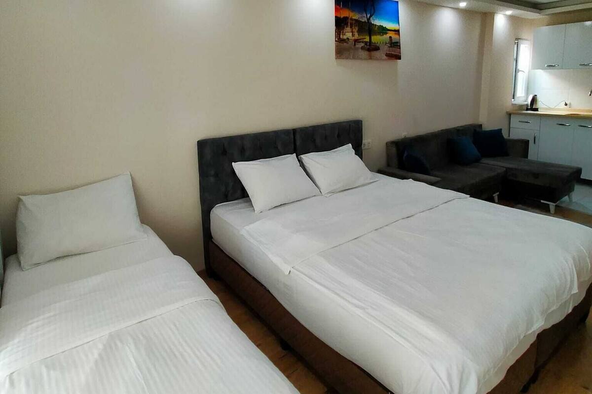 Comfort Studio, City View