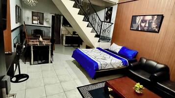 2 chambres, fer et planche à repasser, accès Internet, draps fournis