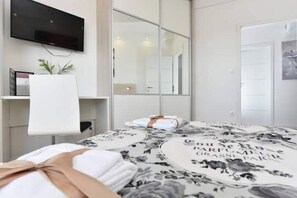Iron/ironing board, WiFi, bed sheets - Jozy 2 apartment (Novalja)