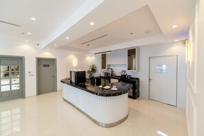 Tägliches inbegriffenes Frühstücksbuffet