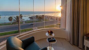 Suíte estúdio superluxo, vista para o mar | Vista para praia/oceano