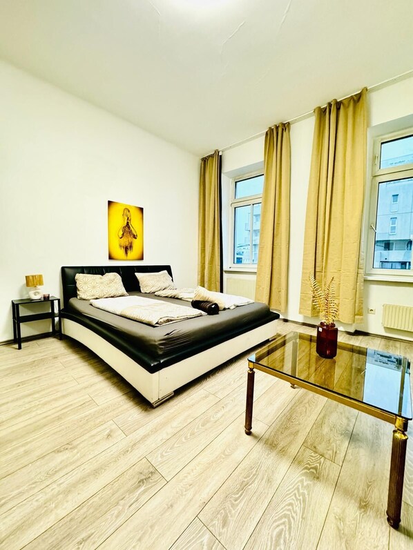 Tabla de planchar con plancha