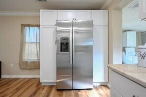 Interior - Three Oaks In Beautiful Mena Arkansas (Mena)