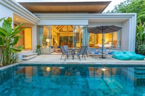 Udendørs pool