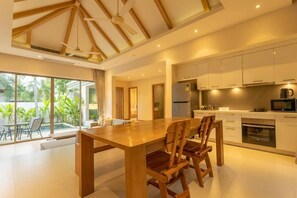 Villa | Private kitchen - Trichada Resort Where the Rich Go V91 (Choeng Thale)