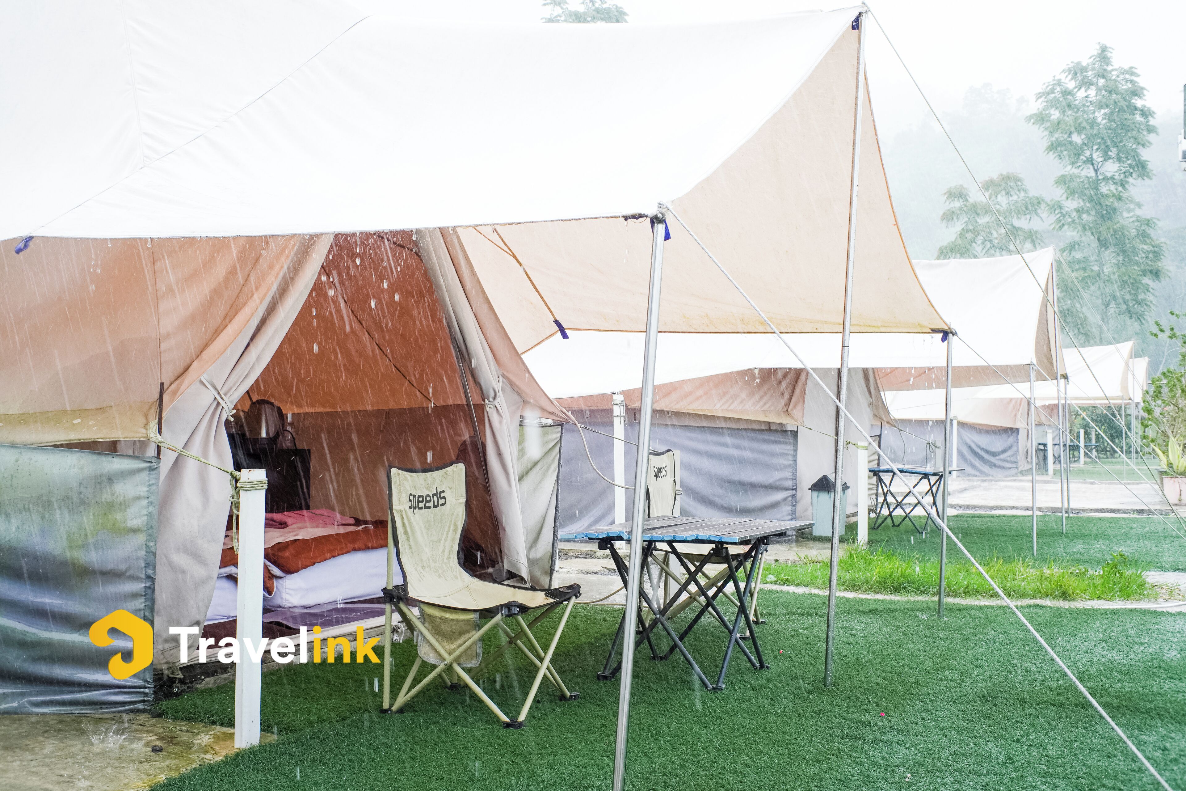 Kahden hengen standard-huone (kaksi sänkyä), patio, näköala puutarhaan | Terassi/patio