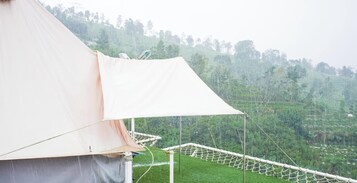 Standard Twin Room, Patio, Garden View | Garden view