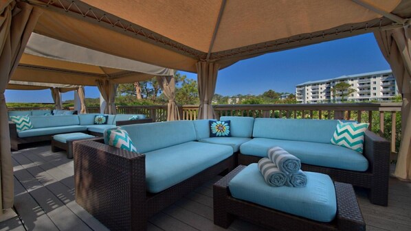 المنطقة المحيطة بالمنشأة