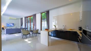 Villa, 4 slaapkamers, privézwembad, uitzicht op zwembad | Grondplan