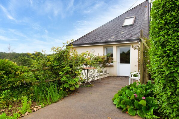 House, Garden View | Miscellaneous