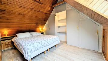 Appartement, salle de bains attenante | Fer et planche à repasser, Wi-Fi gratuit