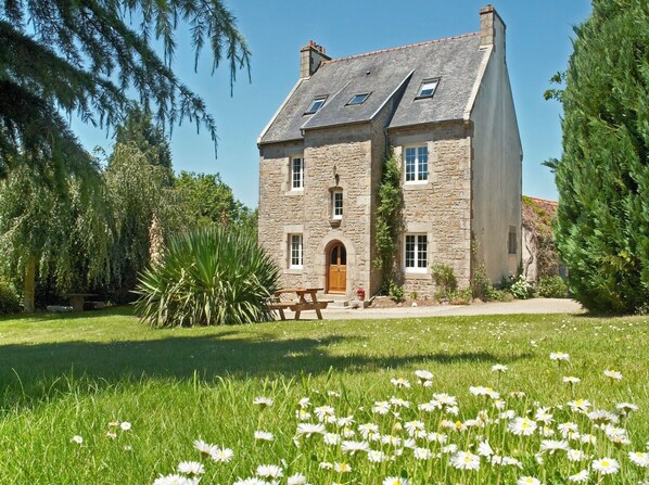 واجهة المنشأة