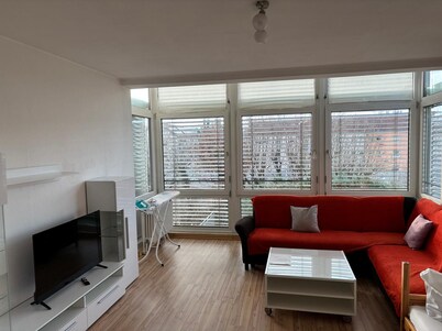 Two-room apartment near S-Bahn station in Esslingen Zell