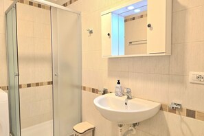 Family Apartment, Multiple Bedrooms (Sea Vista Apartment 158) | Bathroom - Sea Vista Apartment 158 (Durrës)