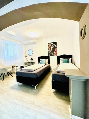 مكواة/لوح كي