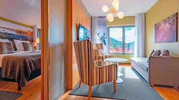 Pengeskab på værelset