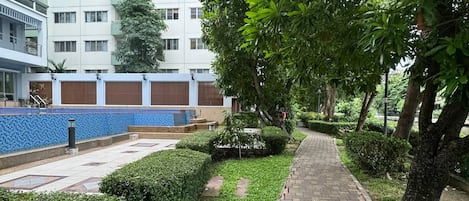 Condo, 1 Bedroom, Accessible, Smoking | Property grounds