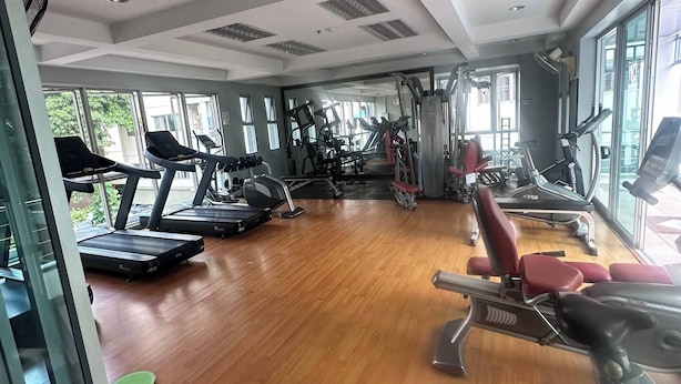 Condo, 1 Bedroom, Accessible, Smoking | Fitness studio