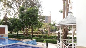 Condo, 1 Bedroom, Accessible, Smoking | Pool | Outdoor pool