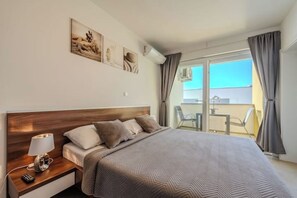 Iron/ironing board, WiFi, bed sheets - Nova Excellence apartment (Novalja)