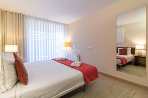 2 bedrooms, cribs/infant beds, bed sheets - Apartamento Dunas Mar (Albufeira)